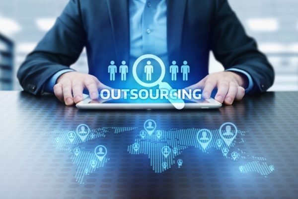 advantages-of-Outsourcing-HR-e1595501806960-1024x612